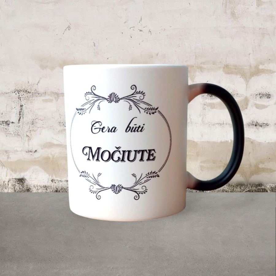 Puodelis Močiutei