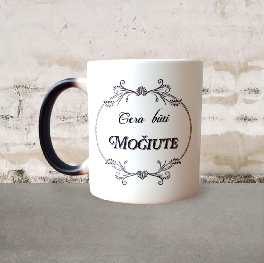 Puodelis Močiutei